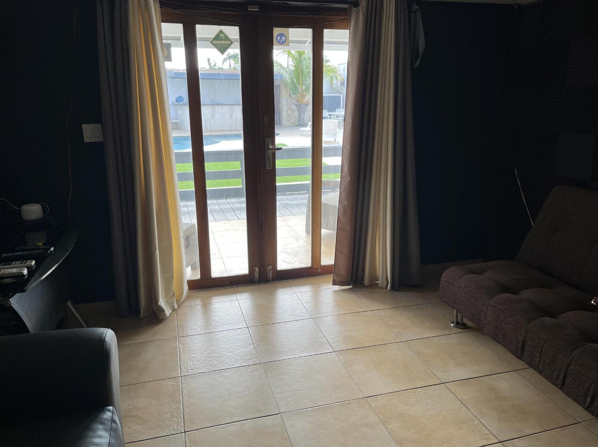 Genesis Apartments Палм Бич Экстерьер фото