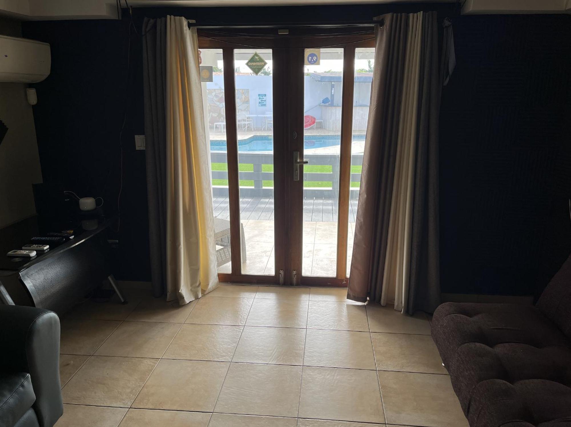 Genesis Apartments Палм Бич Экстерьер фото