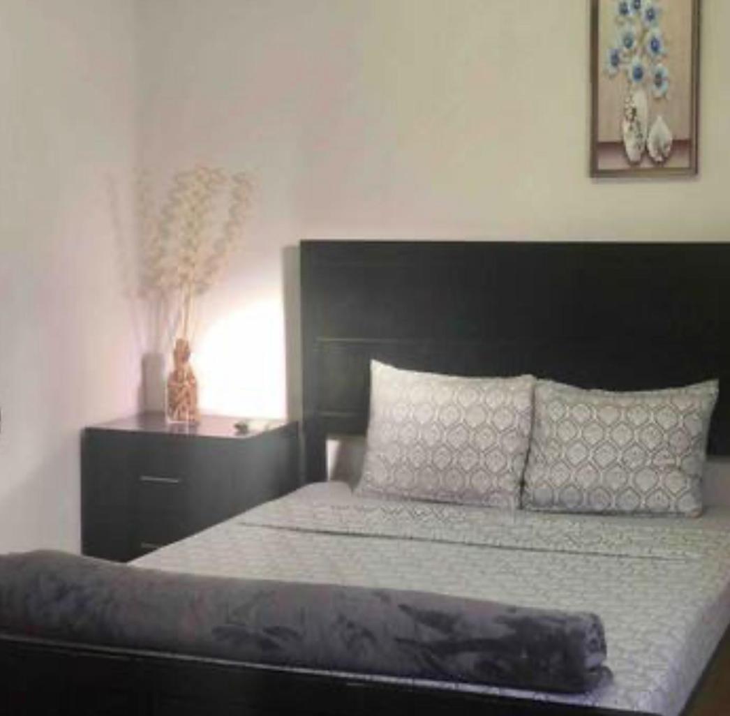 Genesis Apartments Палм Бич Экстерьер фото