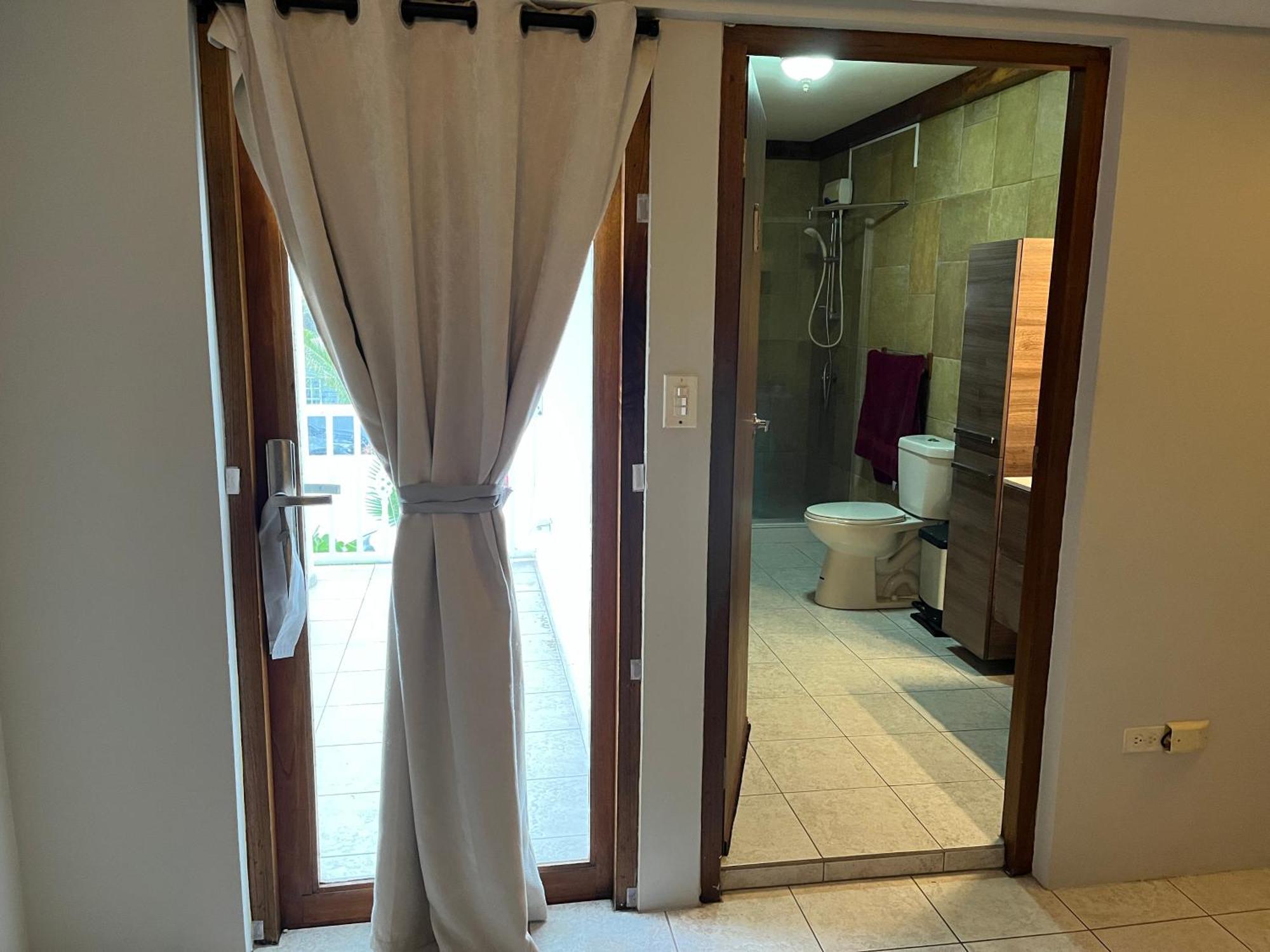 Genesis Apartments Палм Бич Экстерьер фото