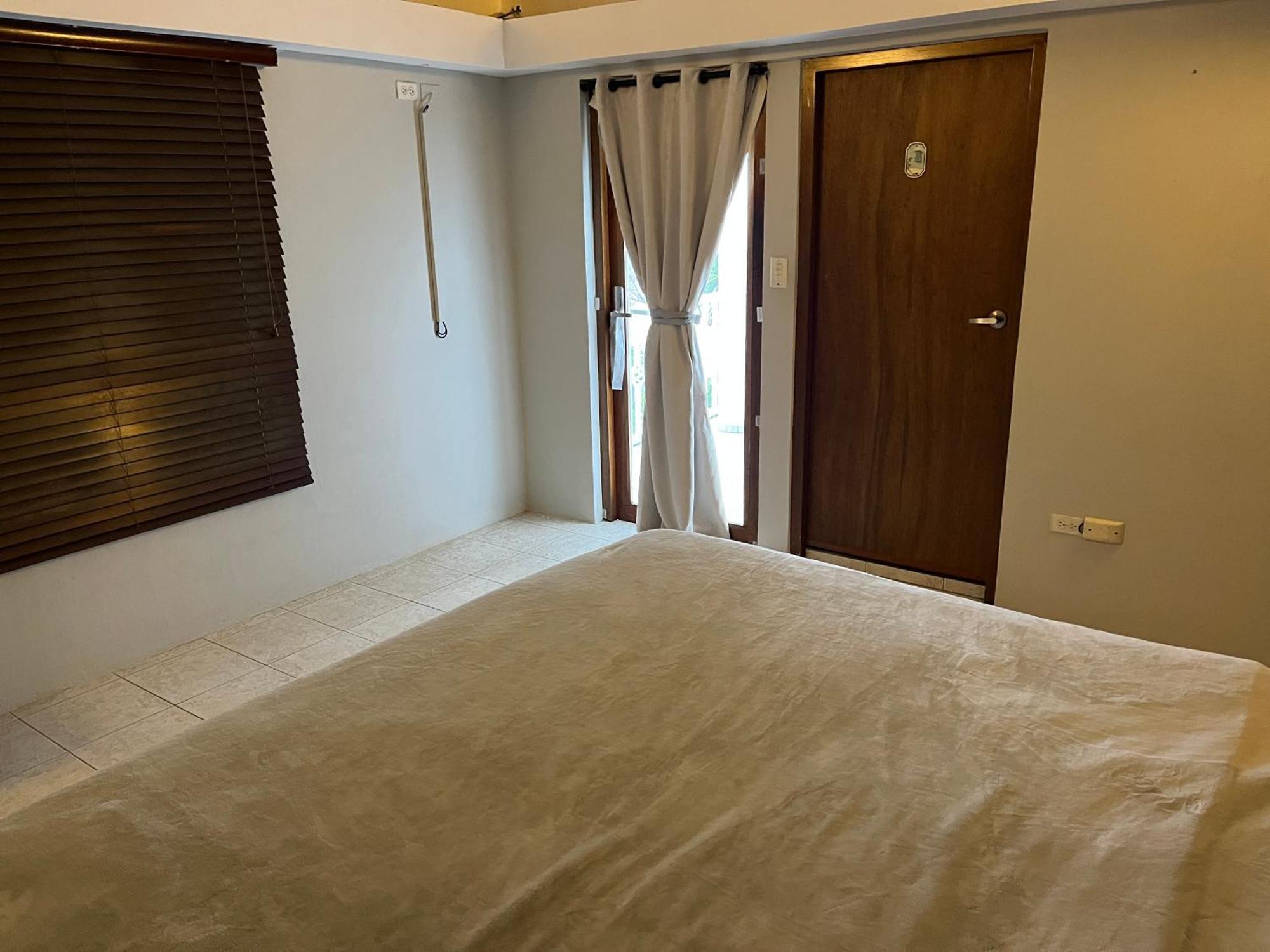 Genesis Apartments Палм Бич Экстерьер фото